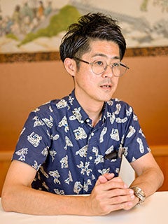 本社店舗管理部 課長　古賀 新介 氏