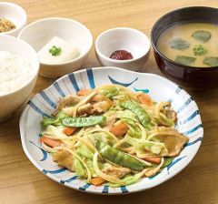 やよい軒 肉野菜炒め定食