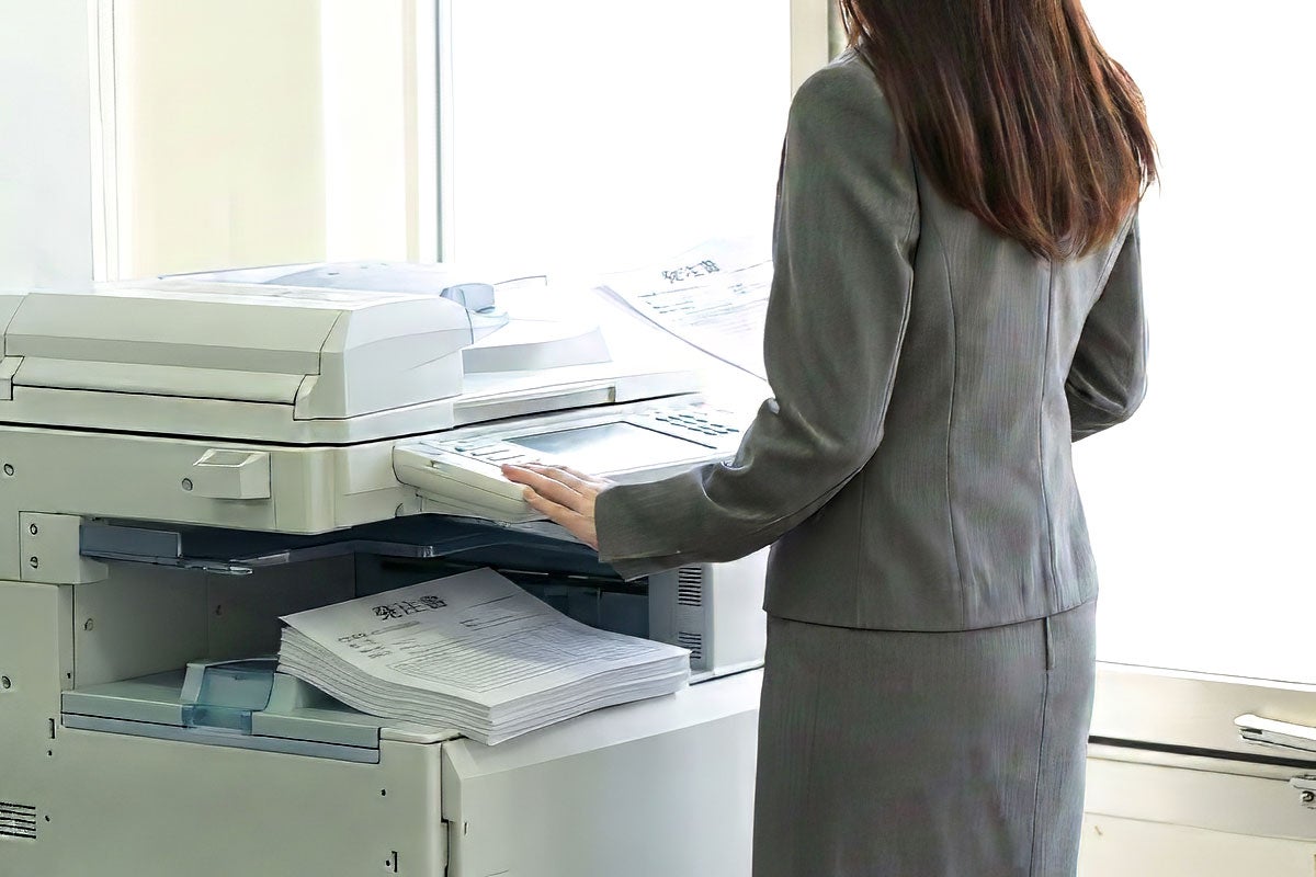 FAX注文書の転記作業を解消！資材商社・メーカー5社のAI-OCRによる業務革新